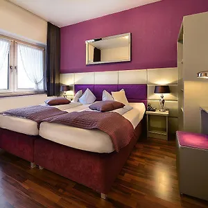 https://hotel-am-wehrhahn.dortmundhotels.net